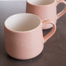 Cargar imagen en el visor de la galería, CRESCENT MUG ROSA
